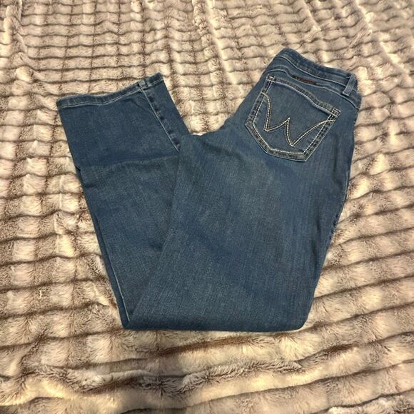 NWOT Wrangler Women's Dark Blue Ultimate Riding Jean Q-Baby Boot Cut - Picture 6 of 13